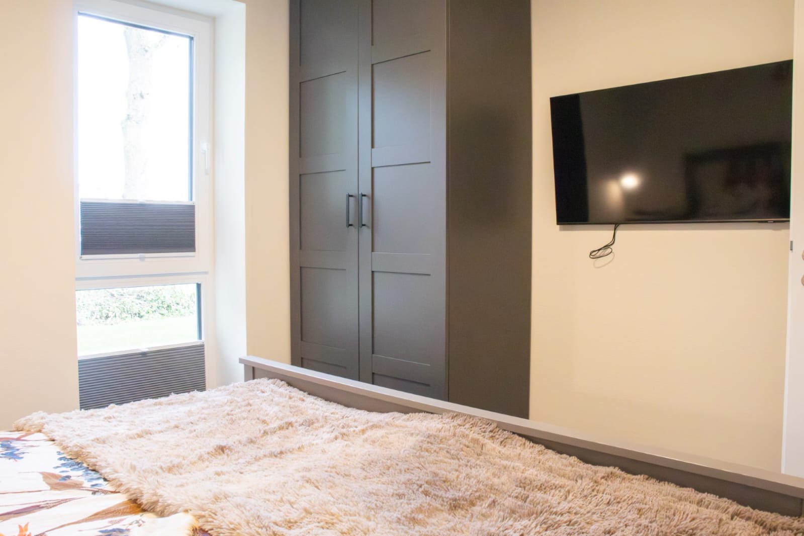 Schlafzimmer 1